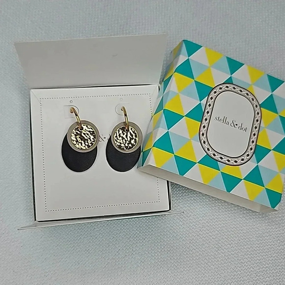 Stella & Dot Color Block Versatile Gold Leather Hoop Interchangeable Earrings - Picture 10 of 10